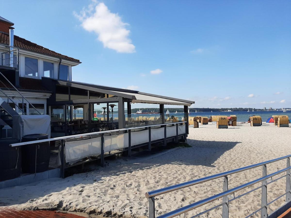 Penthouse Ferienwohnung Auszeit, Gerne Mit Hund, Wlan Inkl. Laboe Exterior photo